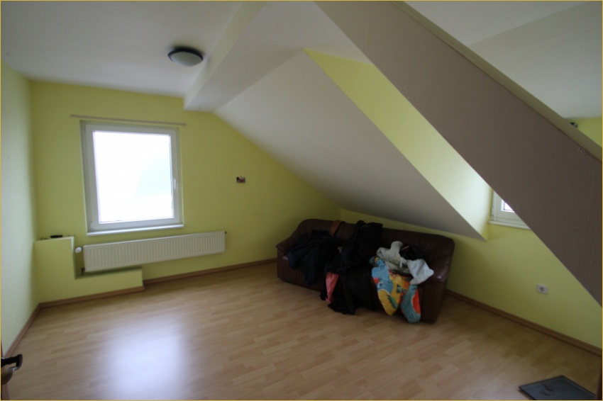 Dachgeschoss Zimmer Einfamilienhaus Kurtscheid