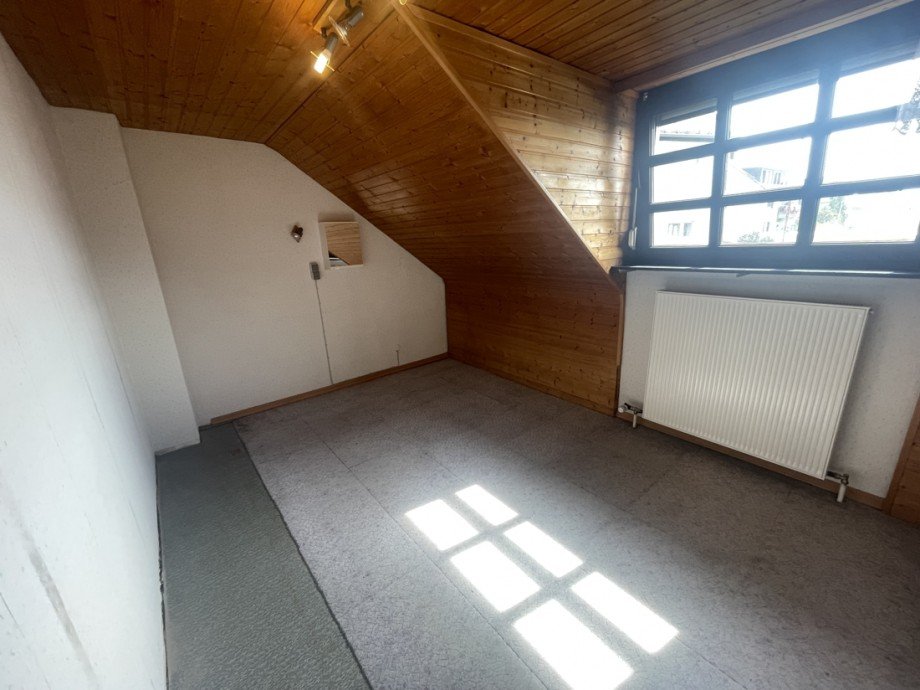 Zimmer 3 - OG Einfamilienhaus Neuwied / Irlich
