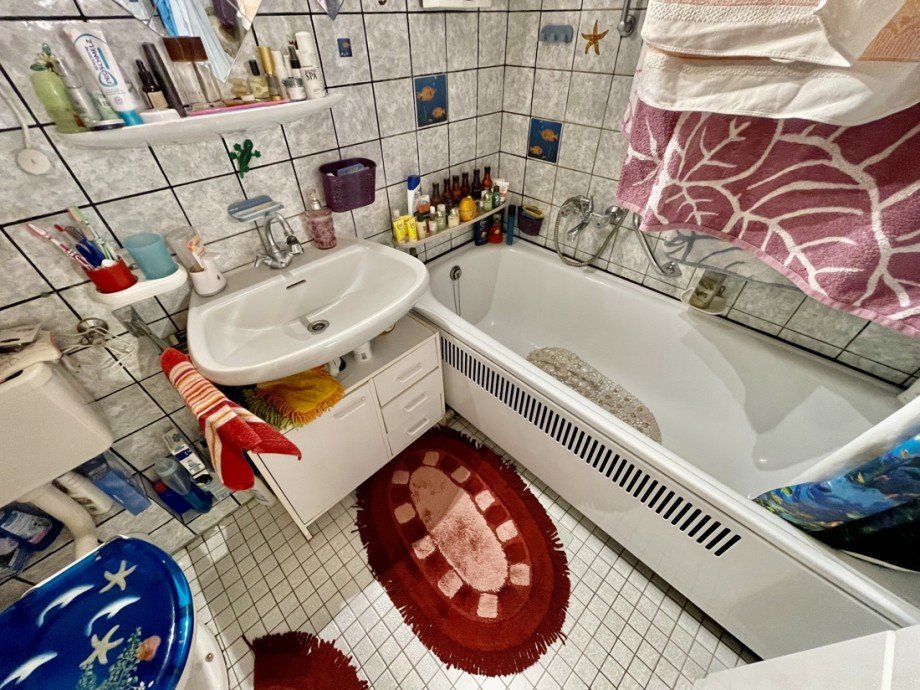 Wannenbad Etagenwohnung Bonn / Lessenich