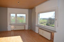 Wohnzimmer Haus verkaufen Flammersfeld! Bungalow + separatem Anbau - in ruhiger Ortsrandlage!