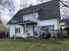 R�ckansicht Haus verkaufen Flammersfeld! Ein/Zweifamilienhaus - gepflegter Zustand!