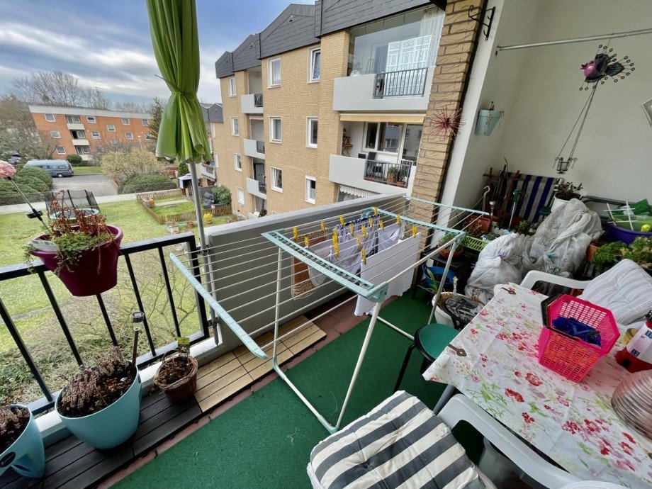 Balkon Etagenwohnung Bonn / Lessenich