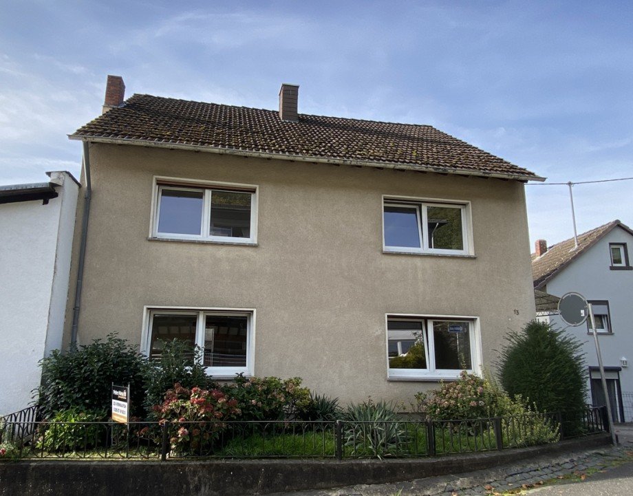 Stra�enansicht Einfamilienhaus Neuwied / Segendorf