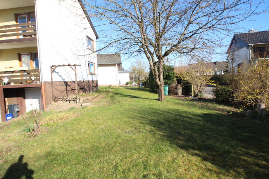 Gro�z�giges Grundst�ck Zweifamilienhaus Dierdorf