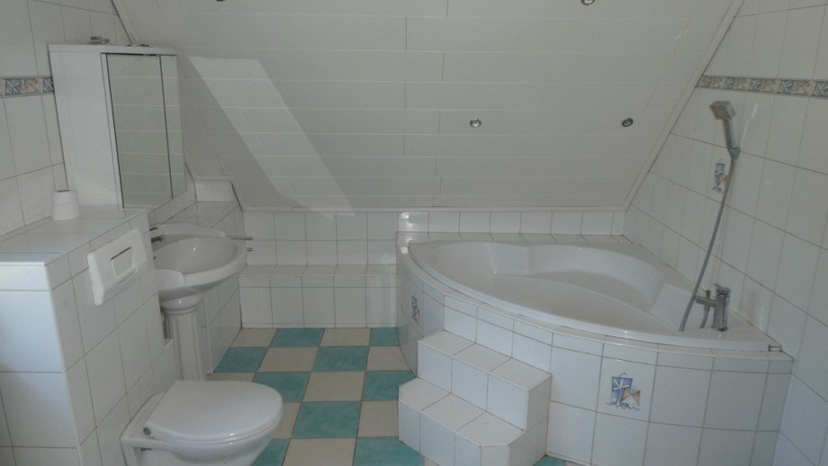 Wannenbad Einfamilienhaus Gro�maischeid